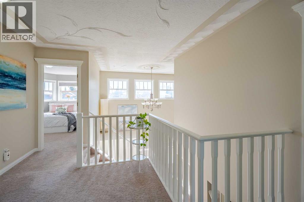 100 Coopers Heights Sw, Airdrie, Alberta  T4B 2S1 - Photo 14 - A2259009
