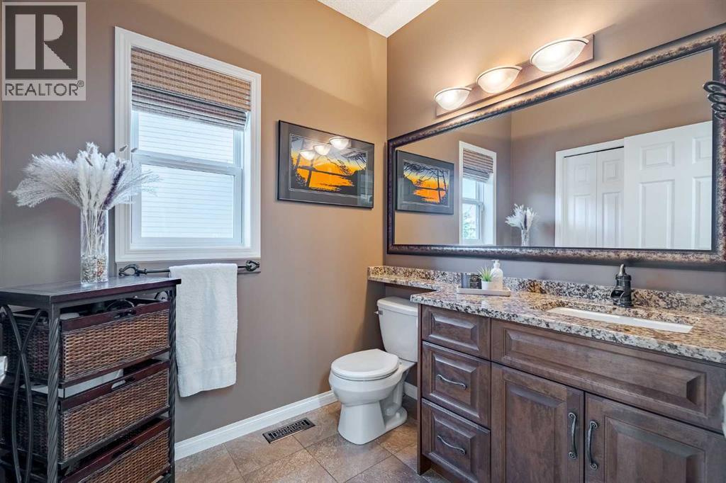 100 Coopers Heights Sw, Airdrie, Alberta  T4B 2S1 - Photo 13 - A2259009