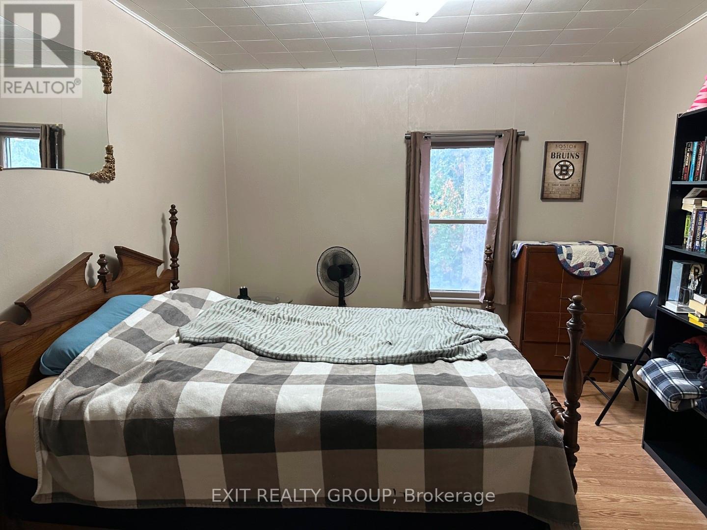 169 Green Street, Deseronto (Deseronto (Town)), Ontario  K9A 3W5 - Photo 11 - X12434604