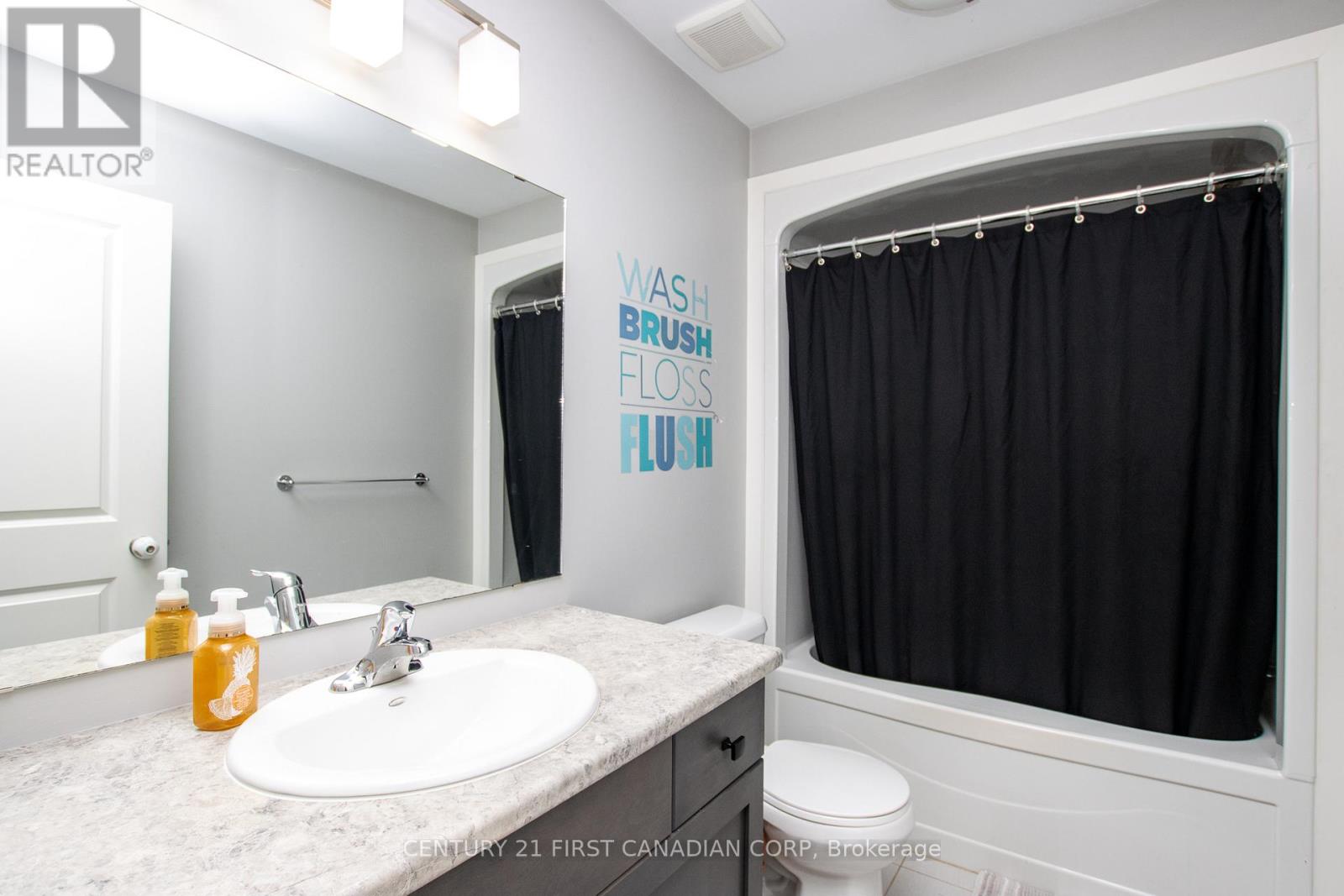 16 Arnold Street, Tillsonburg, Ontario  N4G 0G9 - Photo 16 - X12434548