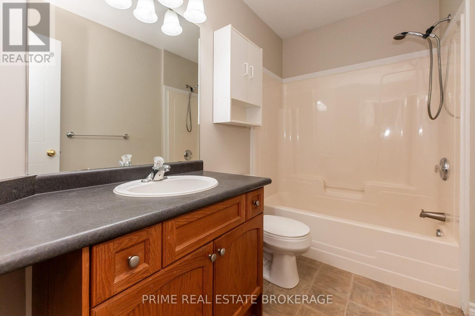 1658 Benjamin Drive, London East, Ontario  N5V 5K1 - Photo 21 - X12434565