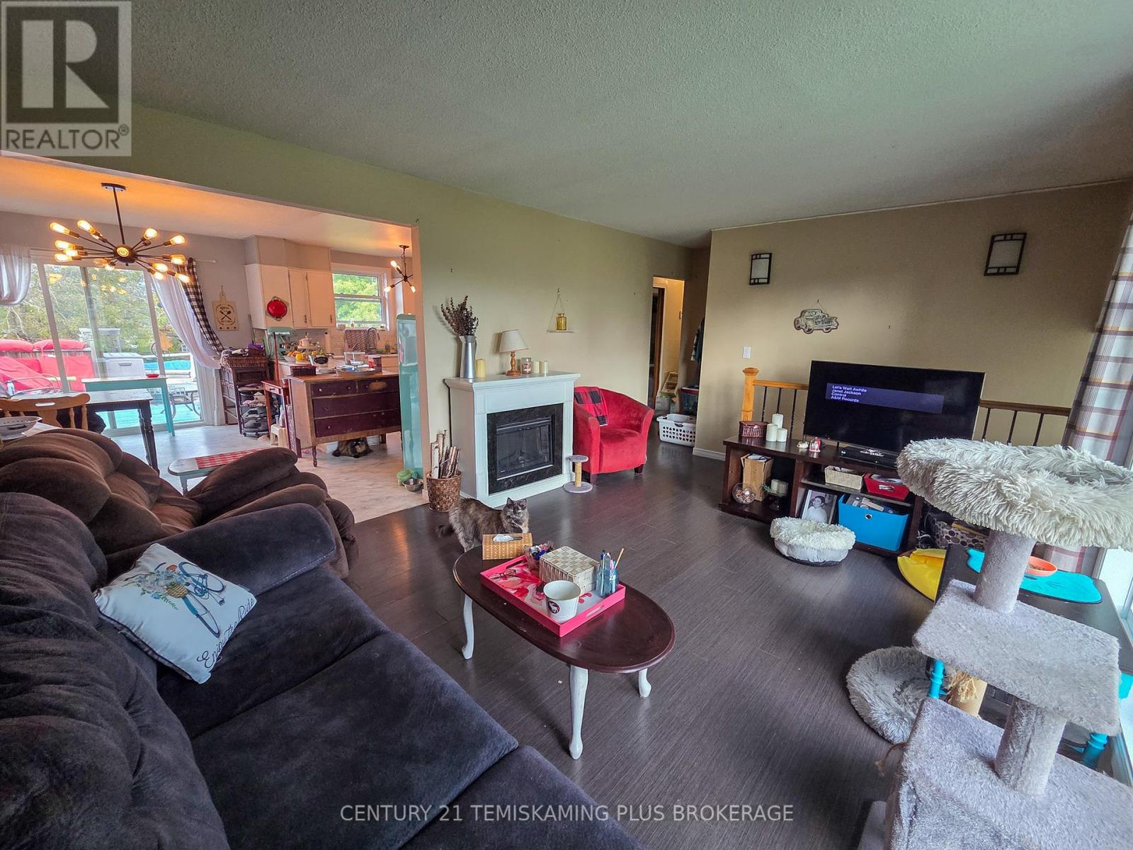 47 Eighth Avenue, Englehart, Ontario  P0J 1H0 - Photo 5 - T12434546