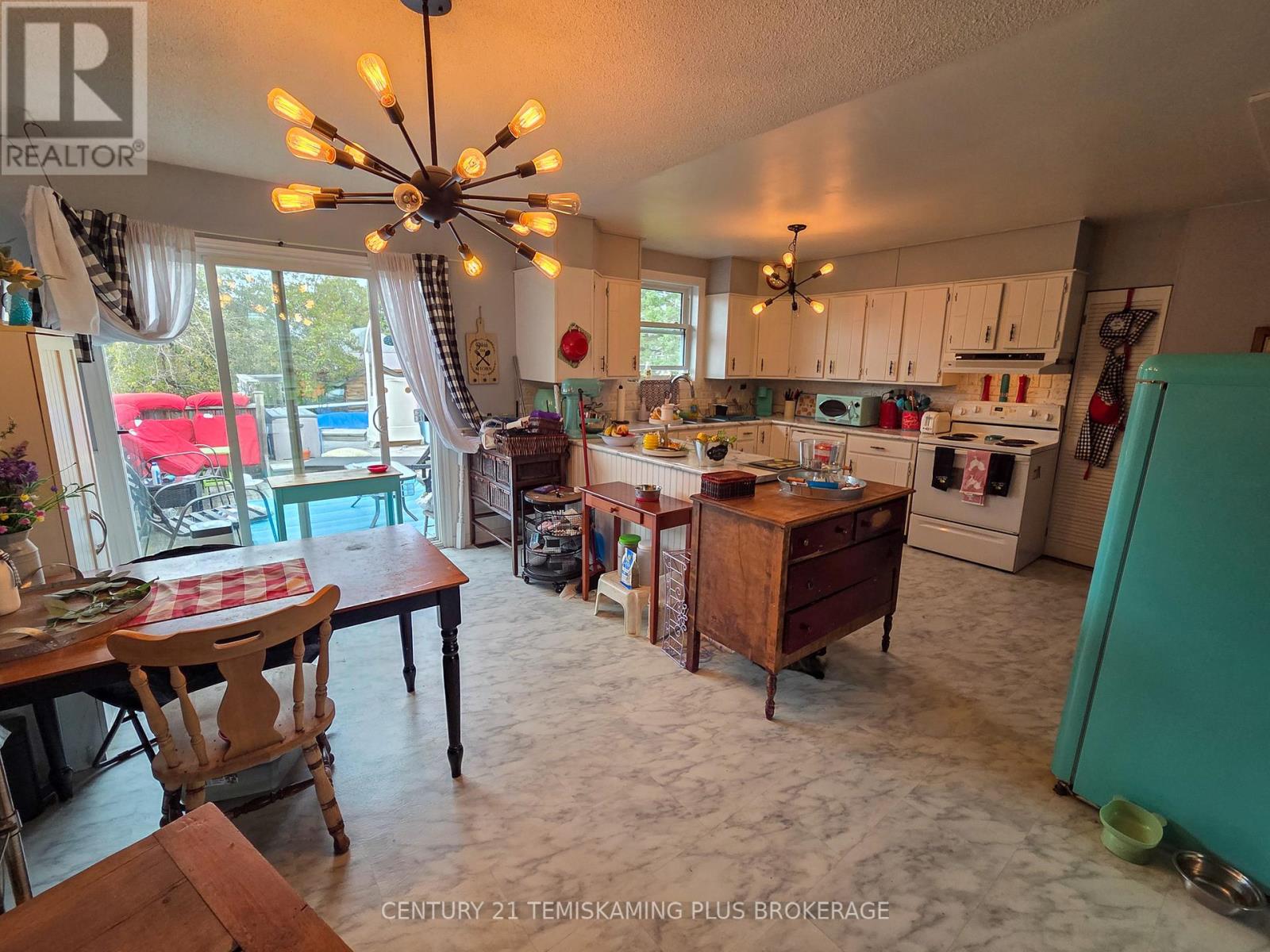 47 Eighth Avenue, Englehart, Ontario  P0J 1H0 - Photo 7 - T12434546