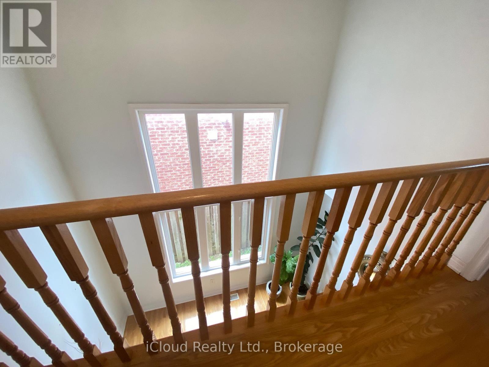 329 Ellwood Drive W, Caledon, Ontario  L7E 2G9 - Photo 20 - W12366869