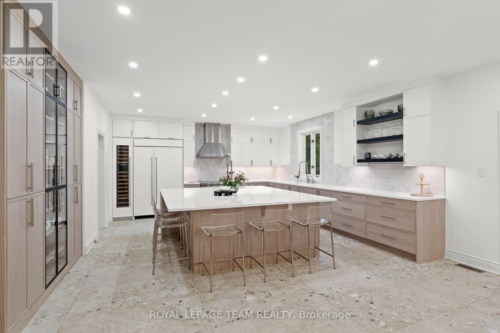 51 Marchvale Drive, Ottawa, Ontario  K2W 1C1 - Photo 14 - X12434552