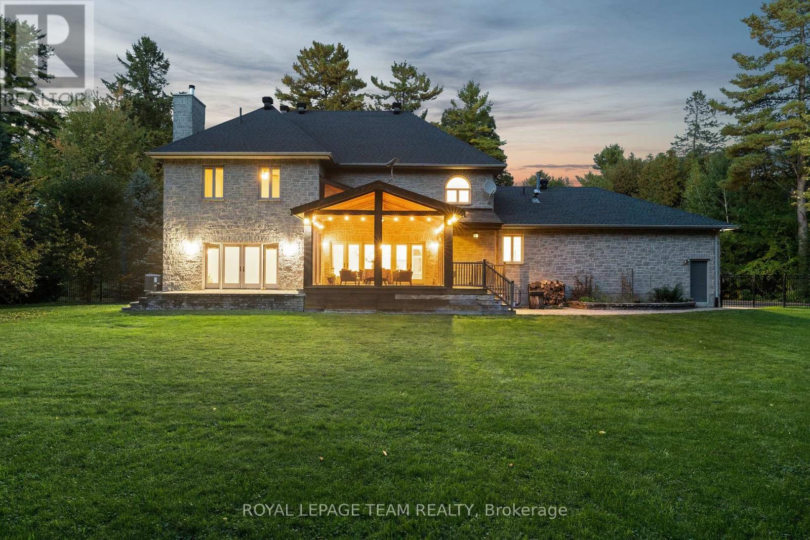 51 Marchvale Drive, Ottawa, Ontario  K2W 1C1 - Photo 35 - X12434552