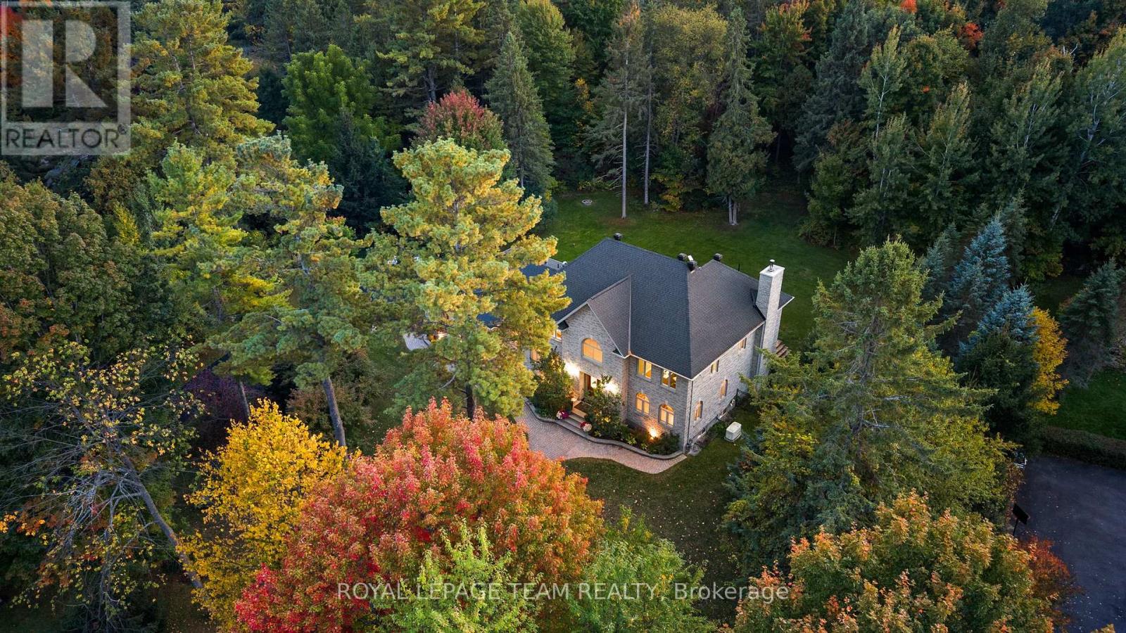 51 Marchvale Drive, Ottawa, Ontario  K2W 1C1 - Photo 40 - X12434552