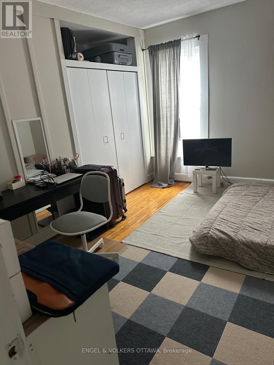 85 Waverley Street E, Ottawa, Ontario  K2P 0V1 - Photo 11 - X12434562