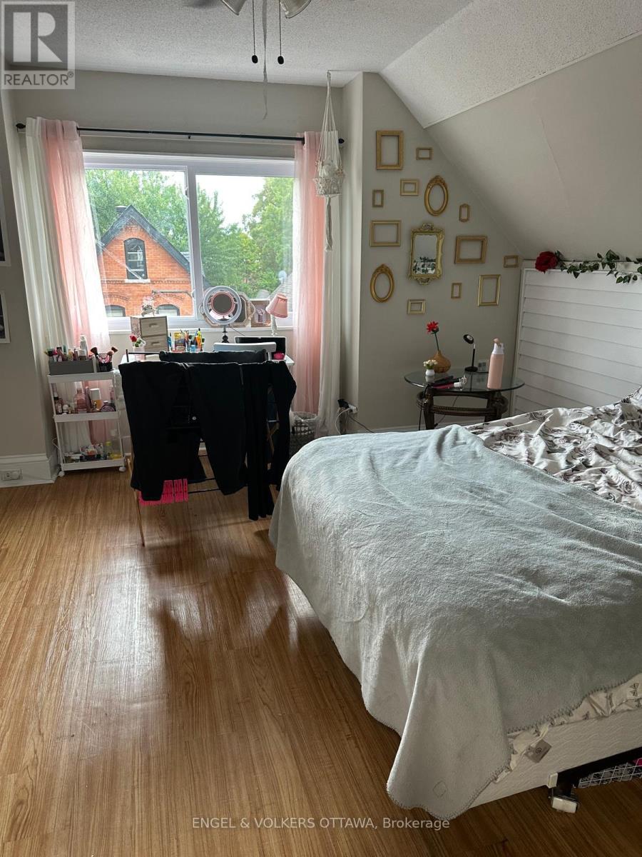 85 Waverley Street E, Ottawa, Ontario  K2P 0V1 - Photo 6 - X12434562