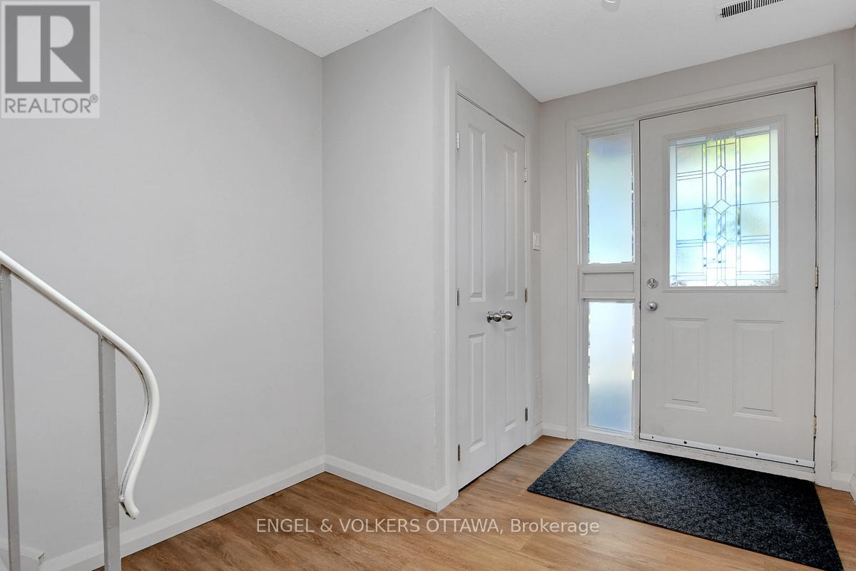 46 - 200 Owl Drive, Ottawa, Ontario  K1V 9P7 - Photo 3 - X12434590
