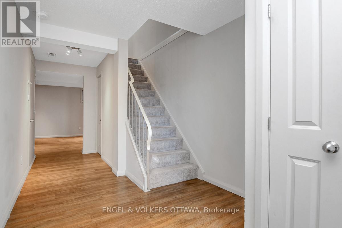 46 - 200 Owl Drive, Ottawa, Ontario  K1V 9P7 - Photo 4 - X12434590