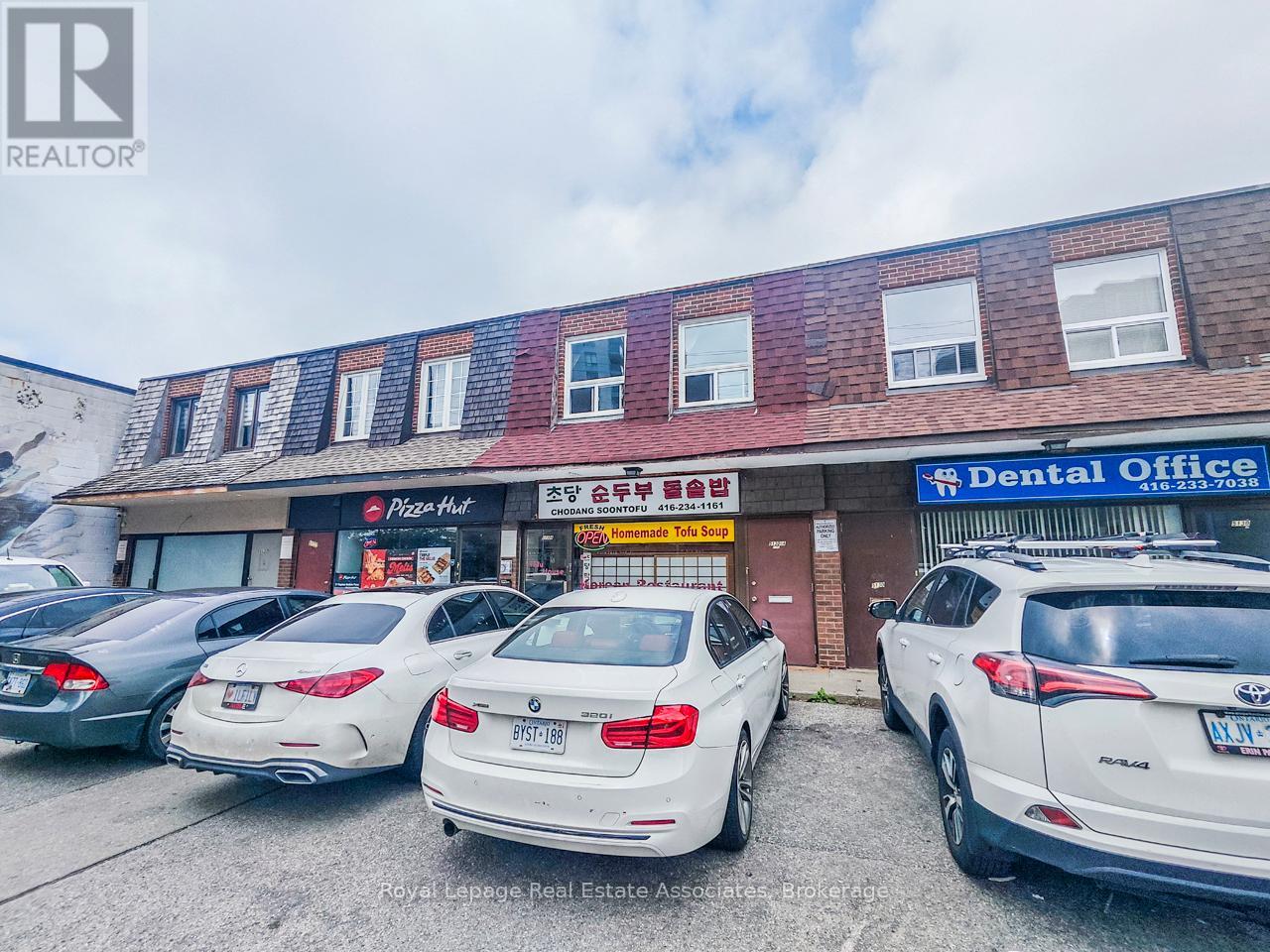 2nd Flr - 5130a Dundas Street W, Toronto, Ontario  M9A 1C2 - Photo 13 - W12434395