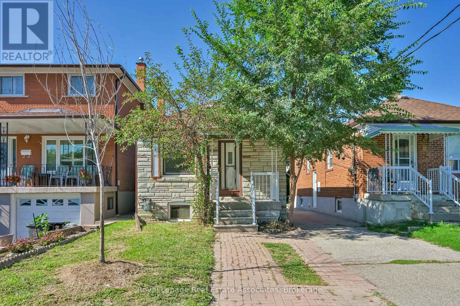 20 EAST DRIVE E, Toronto, Ontario