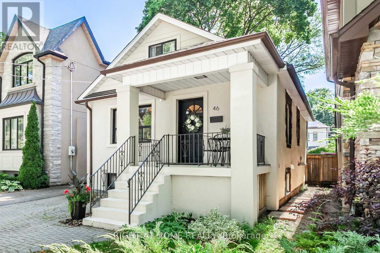 46 Clissold Road, Toronto, Ontario  M8Z 4T5 - Photo 1 - W12434427