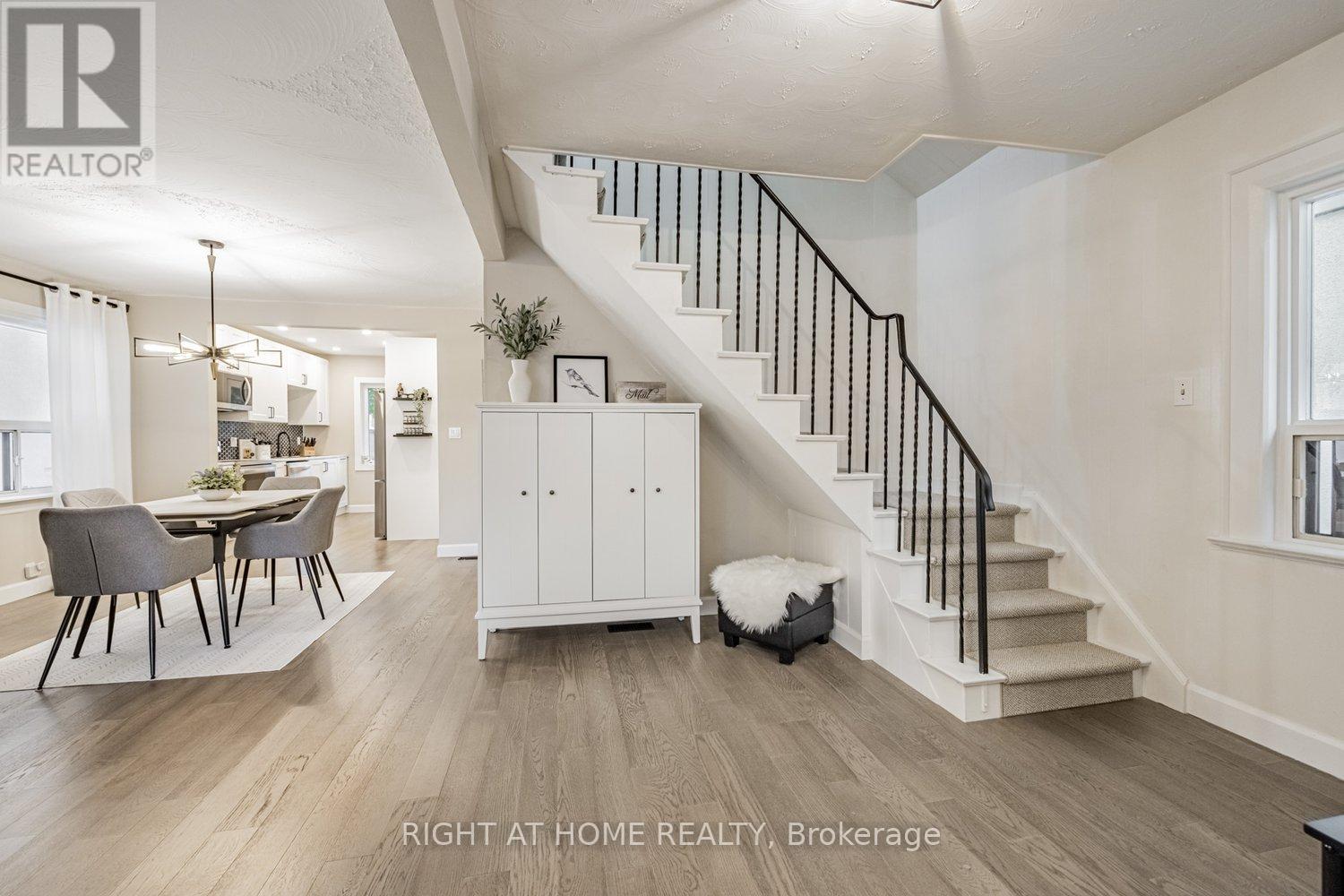 46 Clissold Road, Toronto, Ontario  M8Z 4T5 - Photo 28 - W12434427