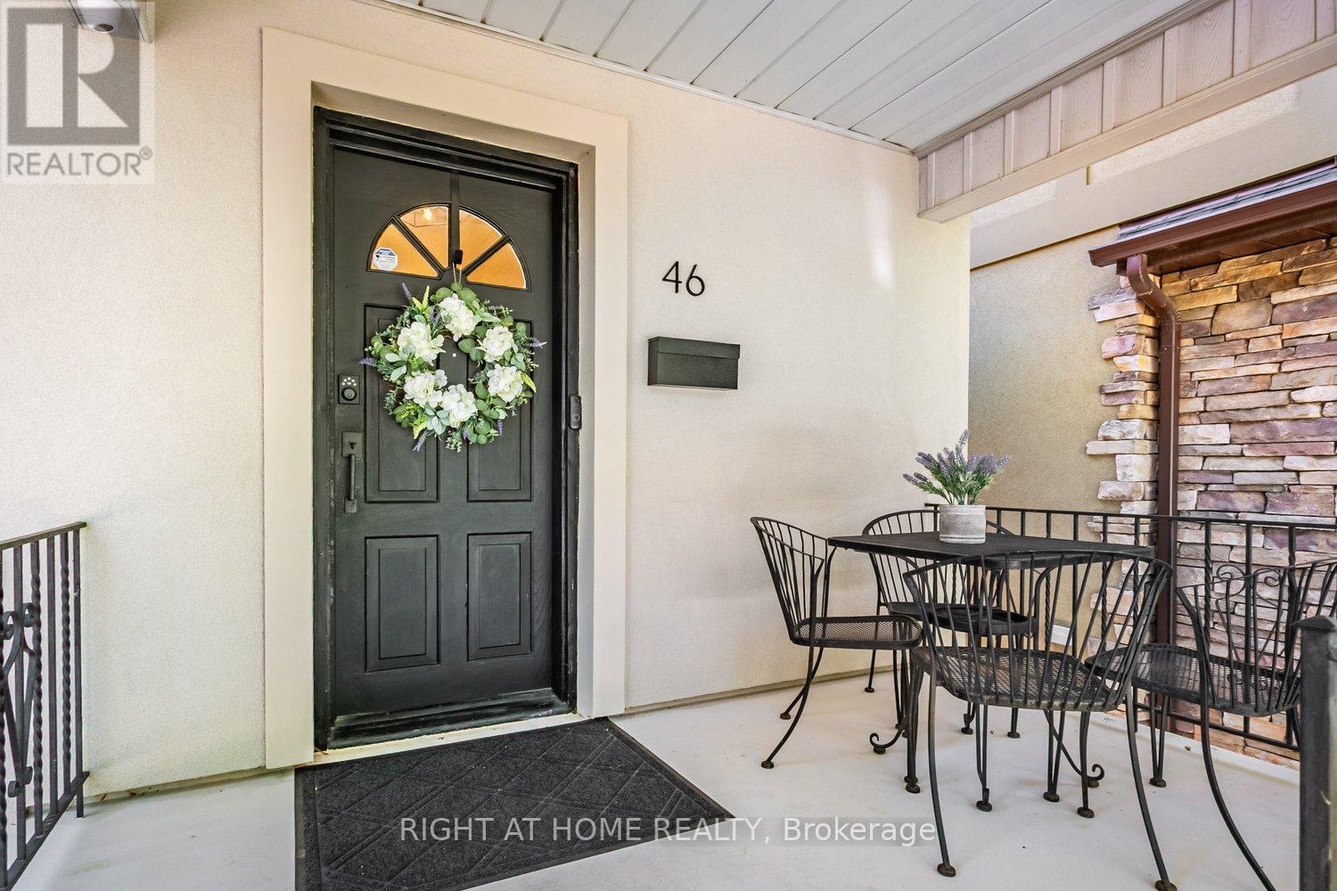 46 Clissold Road, Toronto, Ontario  M8Z 4T5 - Photo 3 - W12434427