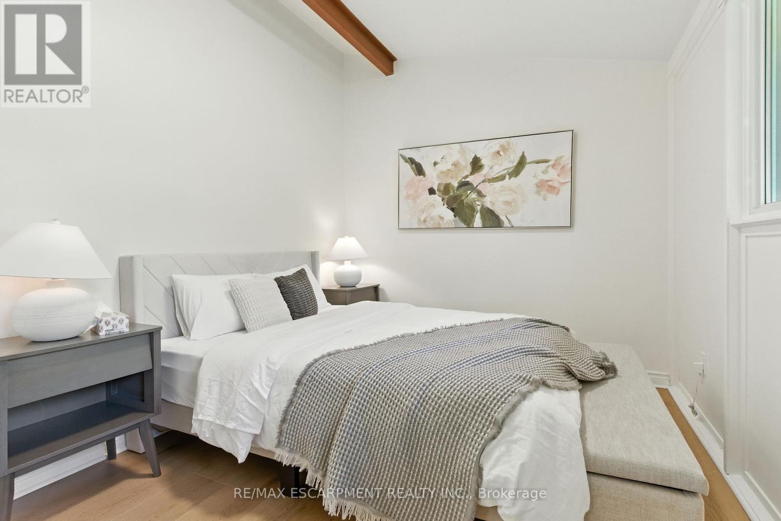 230 South Service Road, Mississauga, Ontario  L5G 2S1 - Photo 30 - W12434438