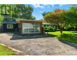 230 SOUTH SERVICE ROAD, Mississauga, Ontario