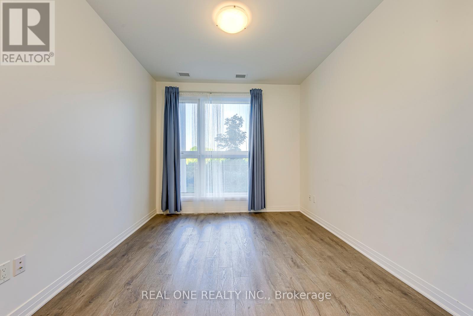 106 - 50 Kaitting Trail, Oakville, Ontario  L6M 5L3 - Photo 21 - W12434447
