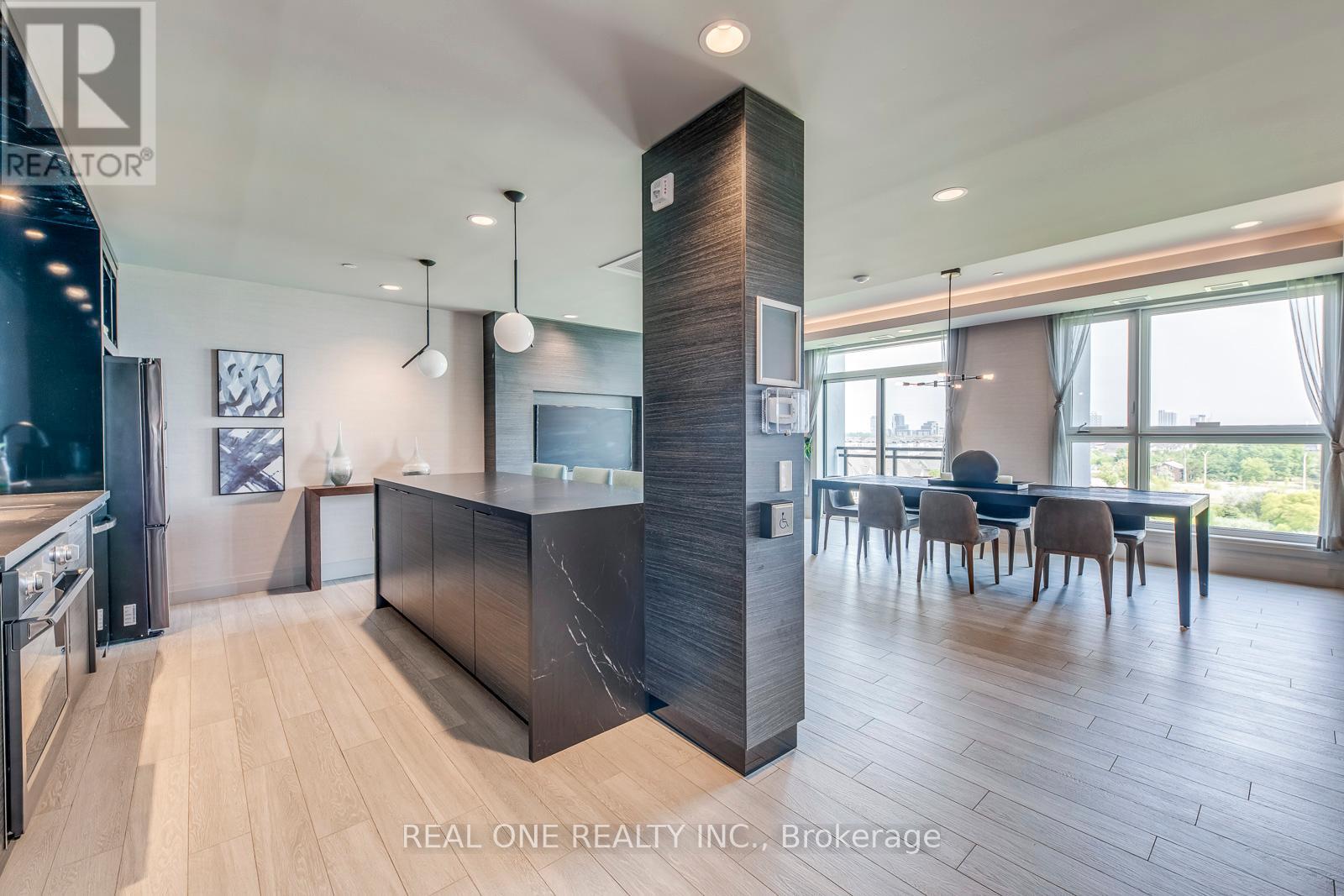 106 - 50 Kaitting Trail, Oakville, Ontario  L6M 5L3 - Photo 31 - W12434447