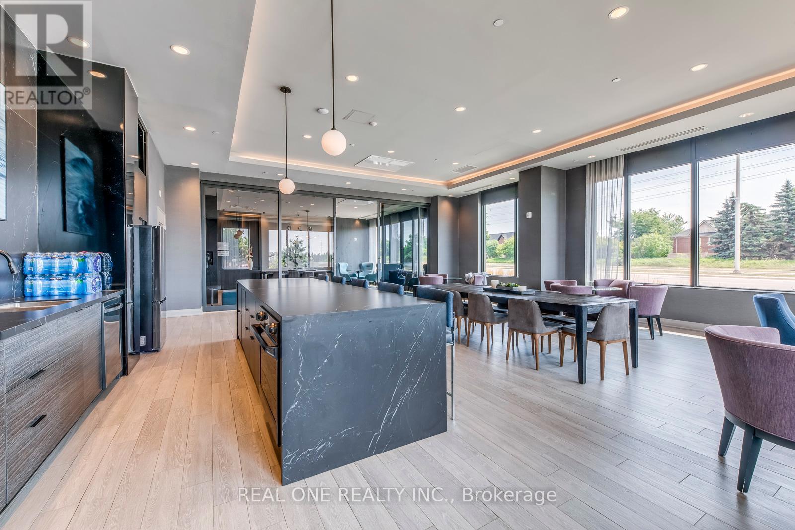 106 - 50 Kaitting Trail, Oakville, Ontario  L6M 5L3 - Photo 32 - W12434447