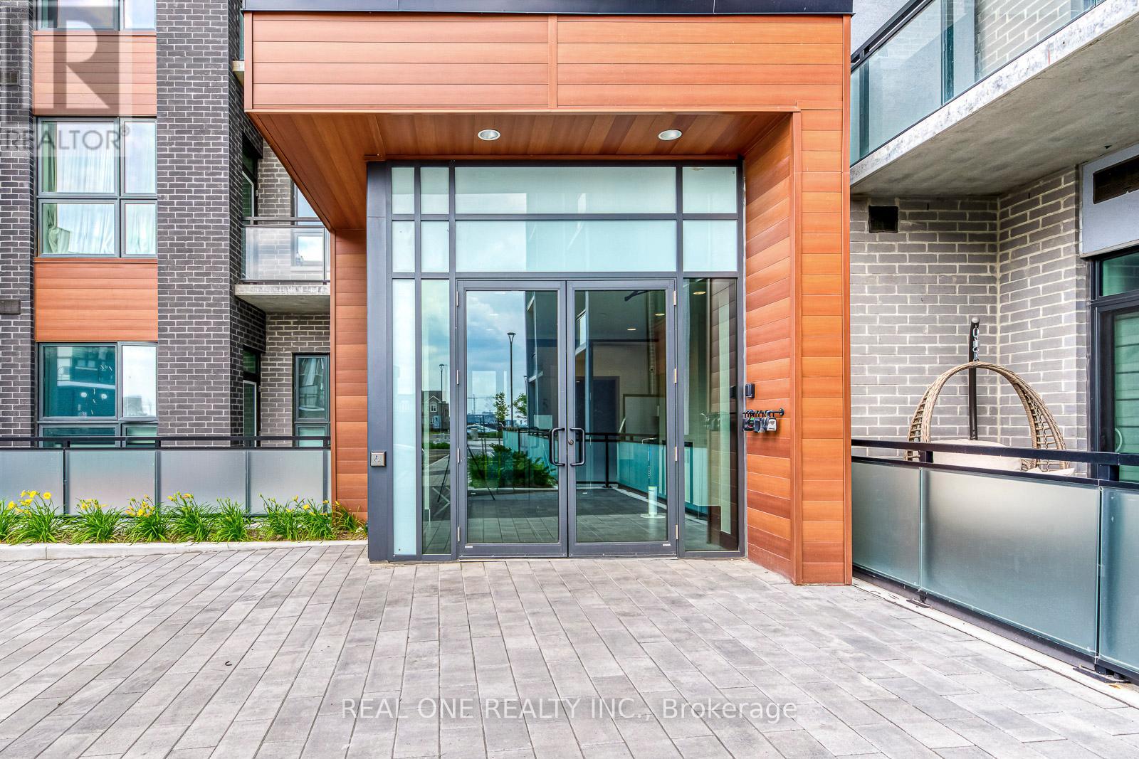 106 - 50 Kaitting Trail, Oakville, Ontario  L6M 5L3 - Photo 4 - W12434447