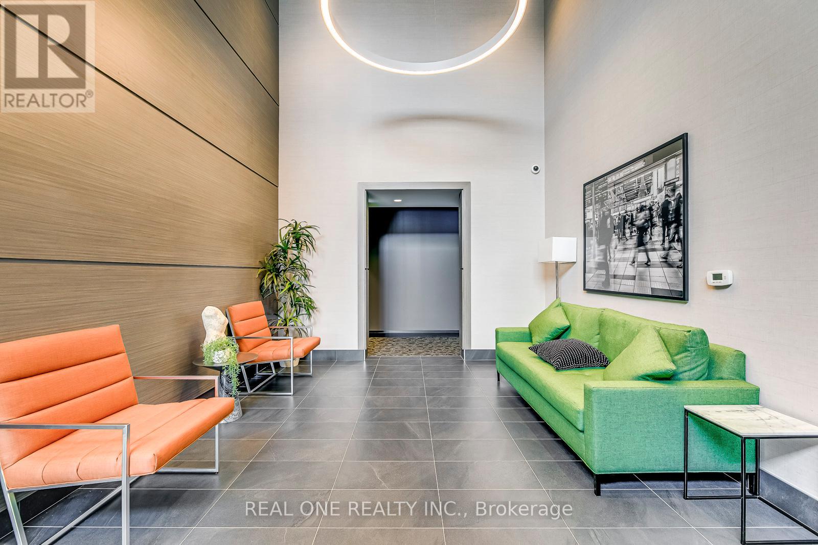 106 - 50 Kaitting Trail, Oakville, Ontario  L6M 5L3 - Photo 6 - W12434447