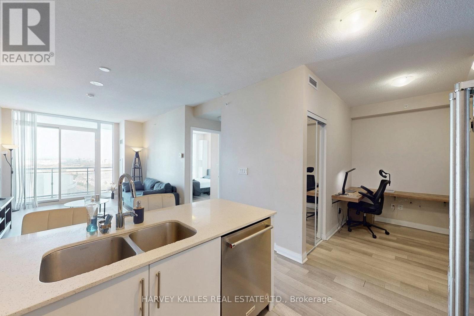 2115 - 5033 Four Springs Avenue, Mississauga, Ontario  L5R 0G6 - Photo 25 - W12434451
