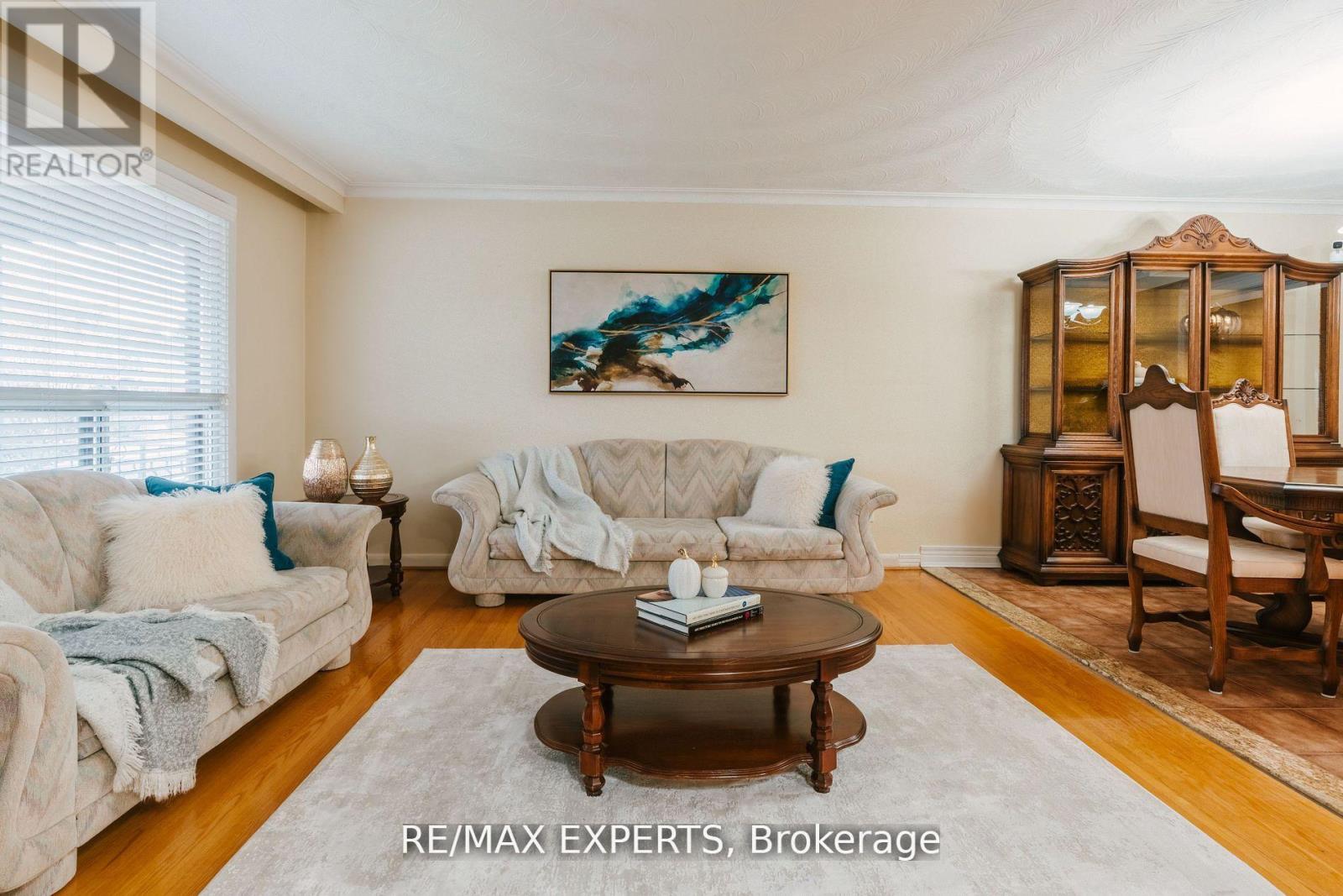 1 Creston Road, Toronto, Ontario  M6A 1H9 - Photo 13 - W12434461