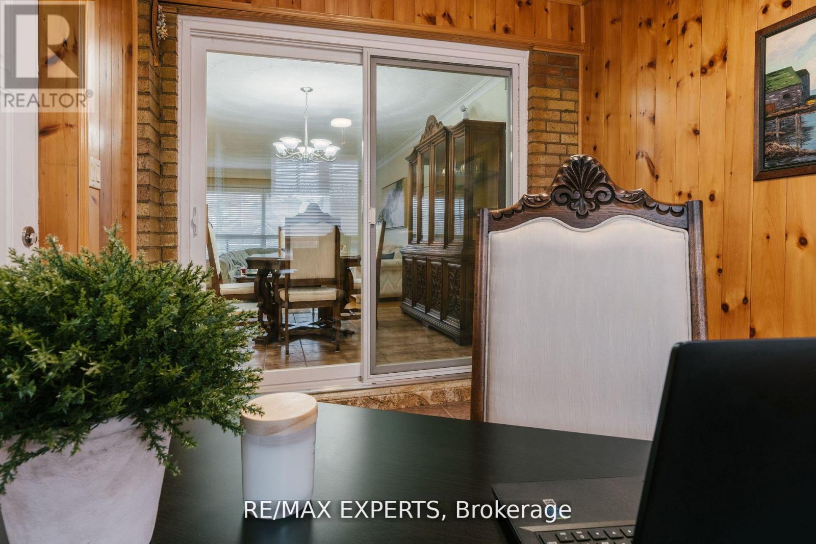 1 Creston Road, Toronto, Ontario  M6A 1H9 - Photo 17 - W12434461