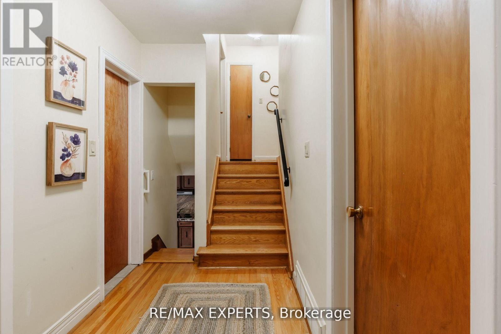 1 Creston Road, Toronto, Ontario  M6A 1H9 - Photo 21 - W12434461