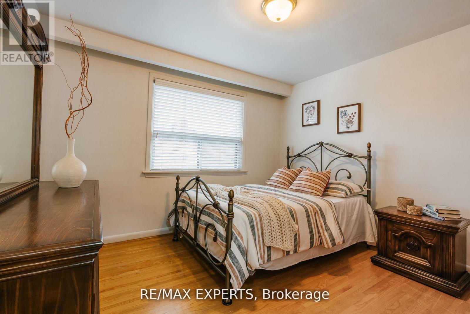 1 Creston Road, Toronto, Ontario  M6A 1H9 - Photo 25 - W12434461