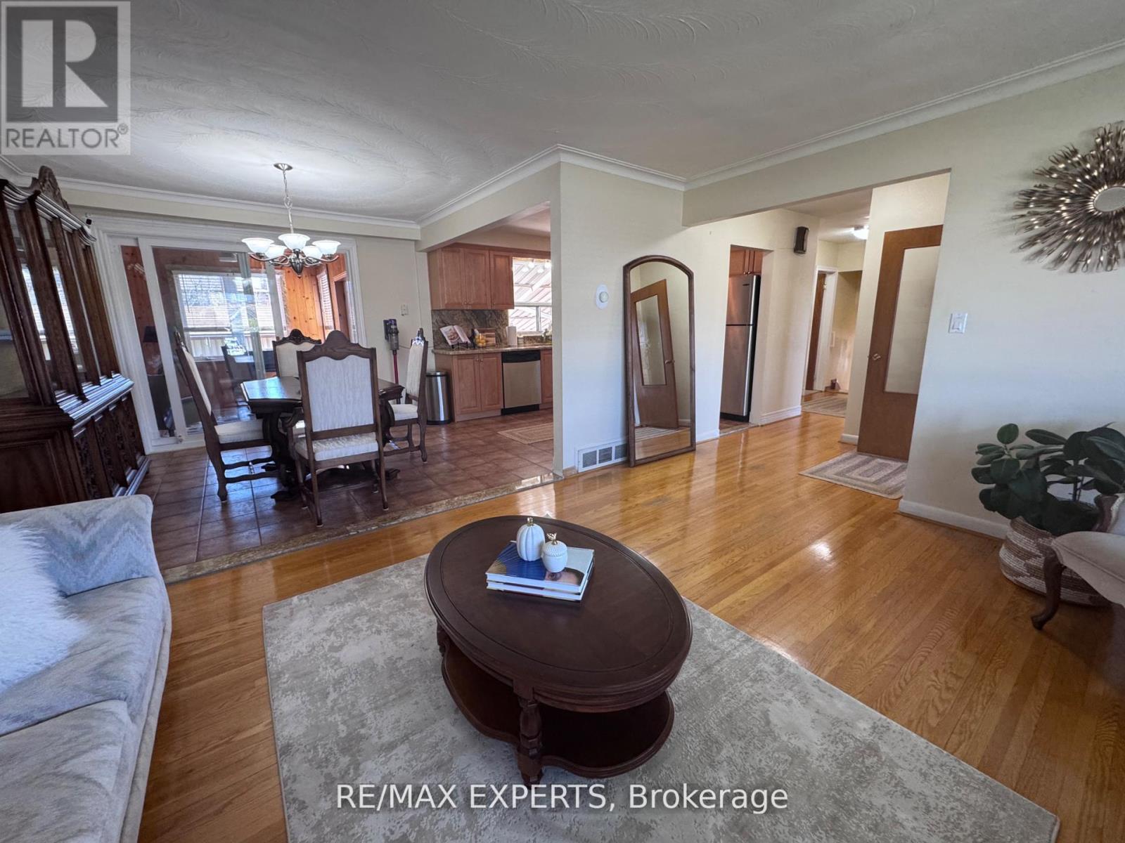 1 Creston Road, Toronto, Ontario  M6A 1H9 - Photo 7 - W12434461