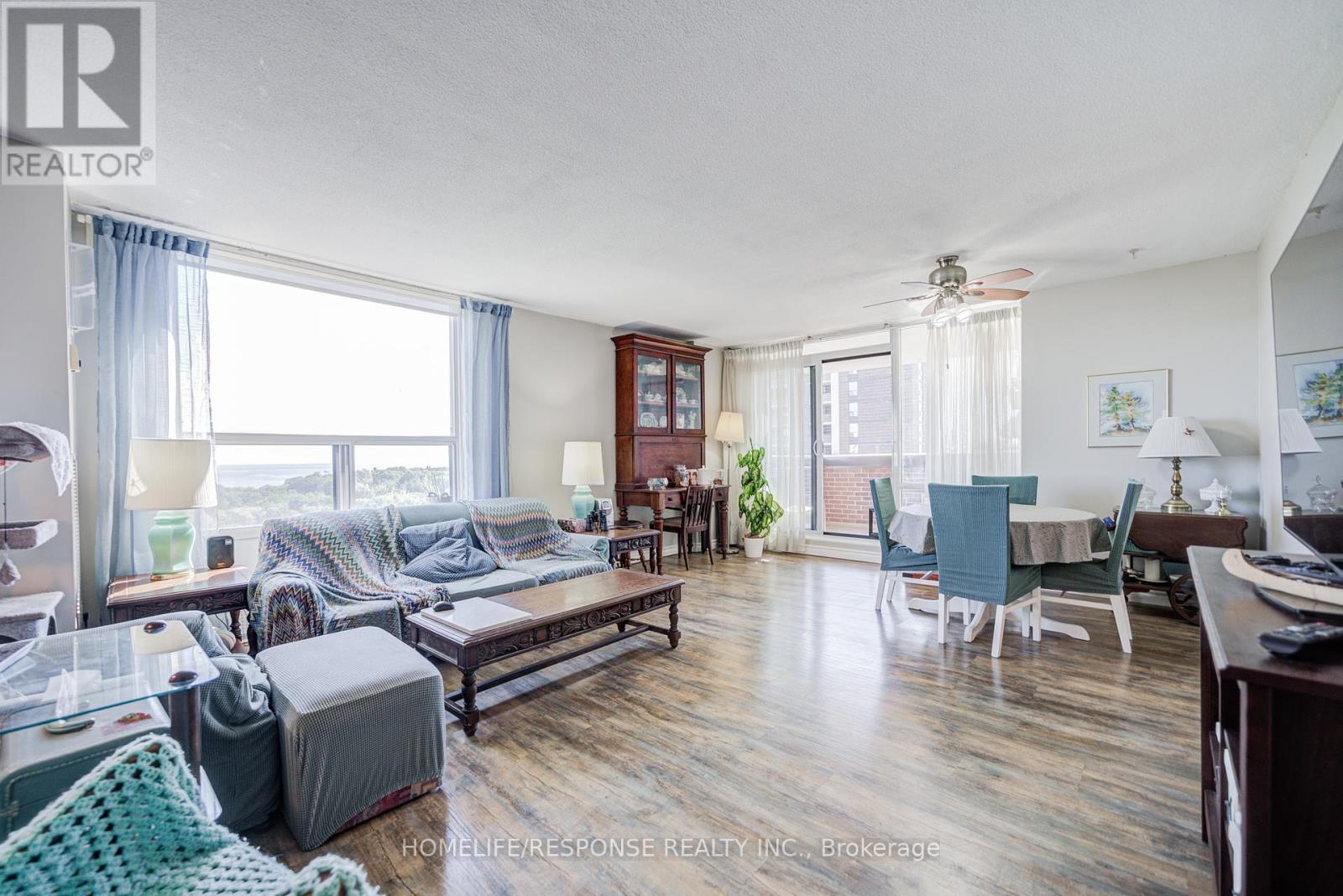 1401 - 1535 Lakeshore Road E, Mississauga (Lakeview), Ontario  L5E 3E2 - Photo 11 - W12434477