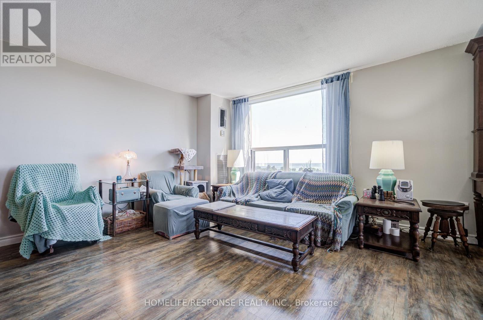 1401 - 1535 Lakeshore Road E, Mississauga (Lakeview), Ontario  L5E 3E2 - Photo 13 - W12434477