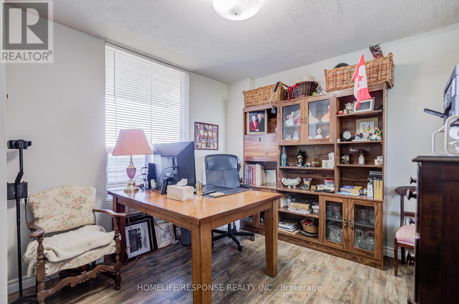 1401 - 1535 Lakeshore Road E, Mississauga (Lakeview), Ontario  L5E 3E2 - Photo 24 - W12434477