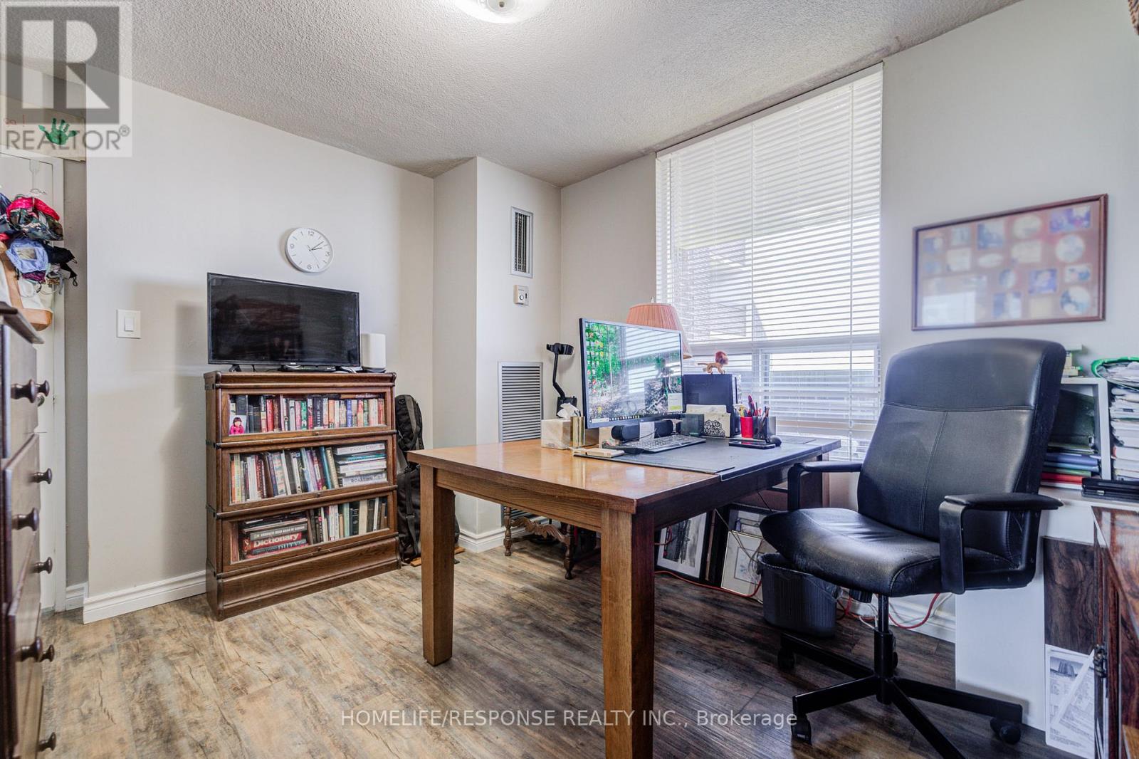1401 - 1535 Lakeshore Road E, Mississauga (Lakeview), Ontario  L5E 3E2 - Photo 26 - W12434477