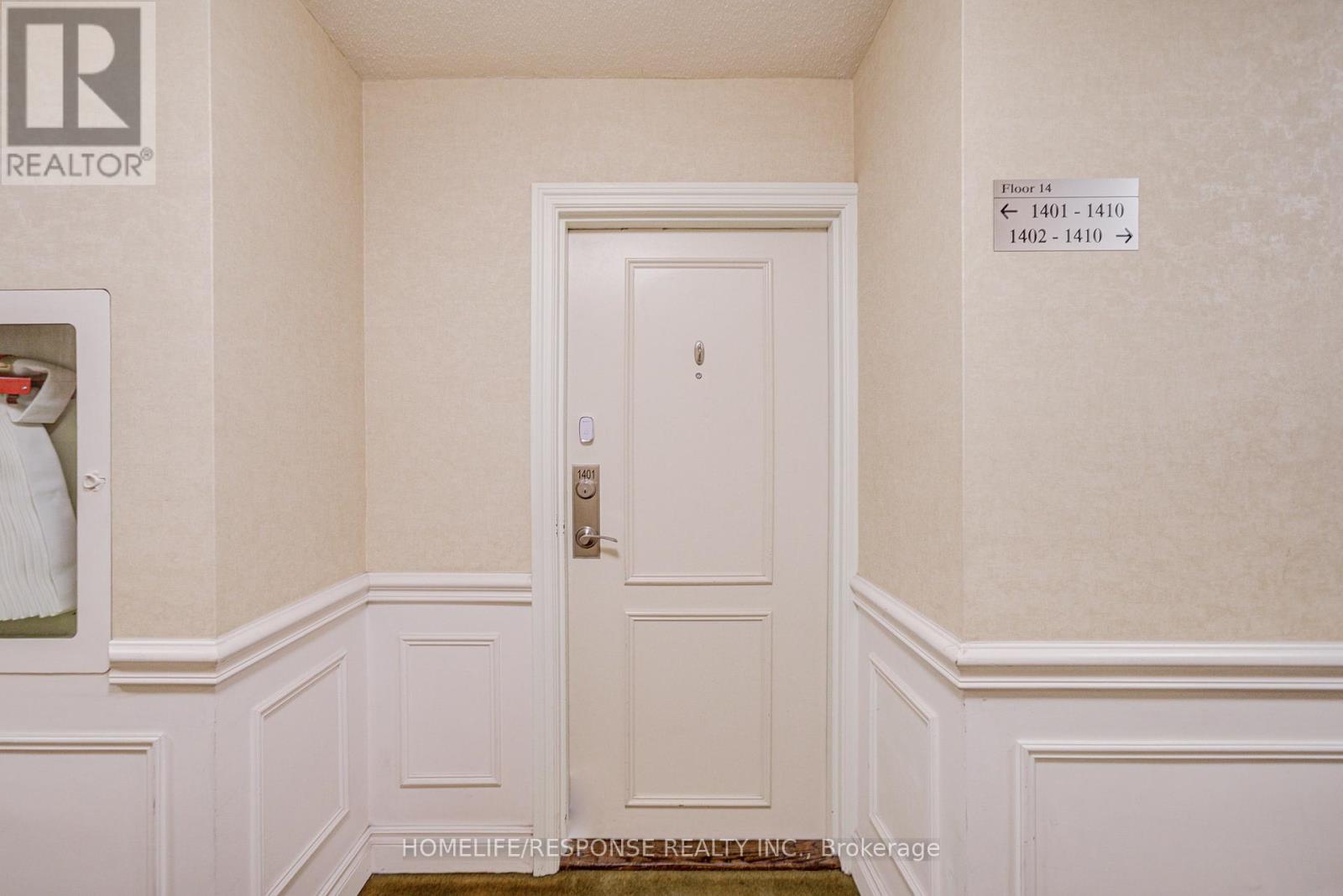 1401 - 1535 Lakeshore Road E, Mississauga (Lakeview), Ontario  L5E 3E2 - Photo 4 - W12434477