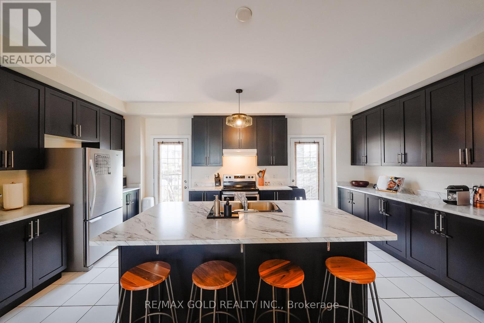 124 Fruitvale Circle, Brampton, Ontario  L7A 5C1 - Photo 14 - W12434501