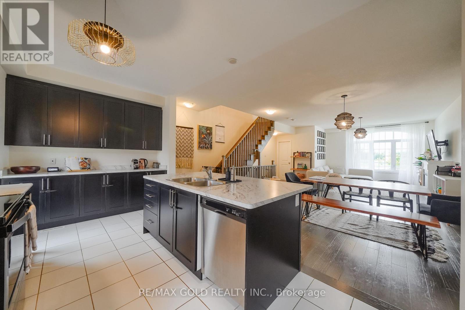 124 Fruitvale Circle, Brampton, Ontario  L7A 5C1 - Photo 18 - W12434501