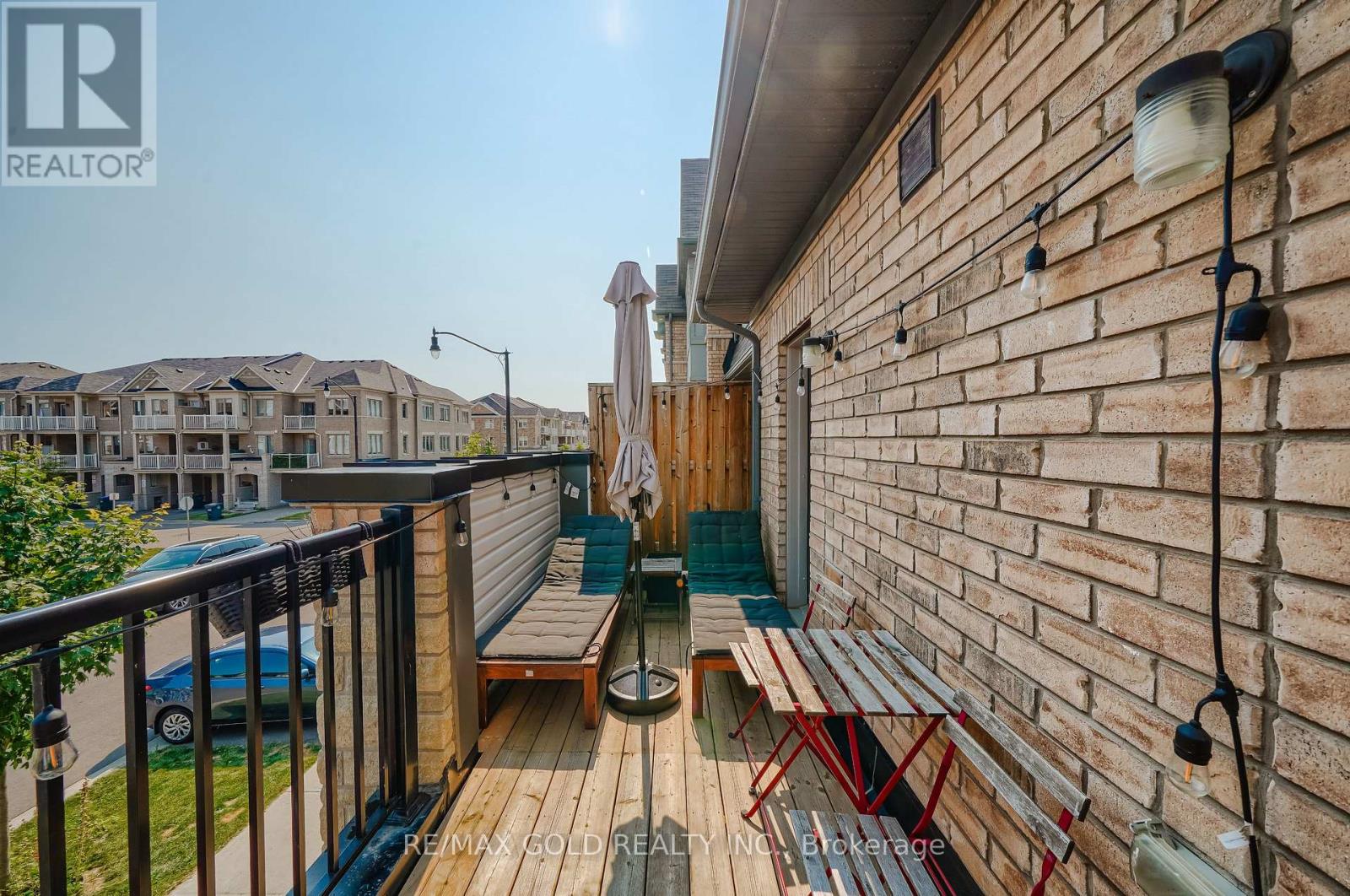 124 Fruitvale Circle, Brampton, Ontario  L7A 5C1 - Photo 19 - W12434501