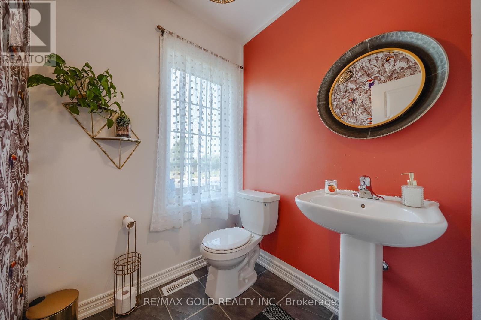 124 Fruitvale Circle, Brampton, Ontario  L7A 5C1 - Photo 22 - W12434501