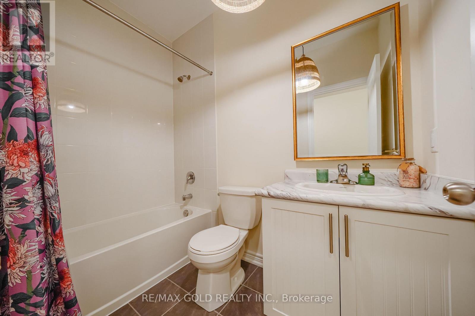 124 Fruitvale Circle, Brampton, Ontario  L7A 5C1 - Photo 38 - W12434501