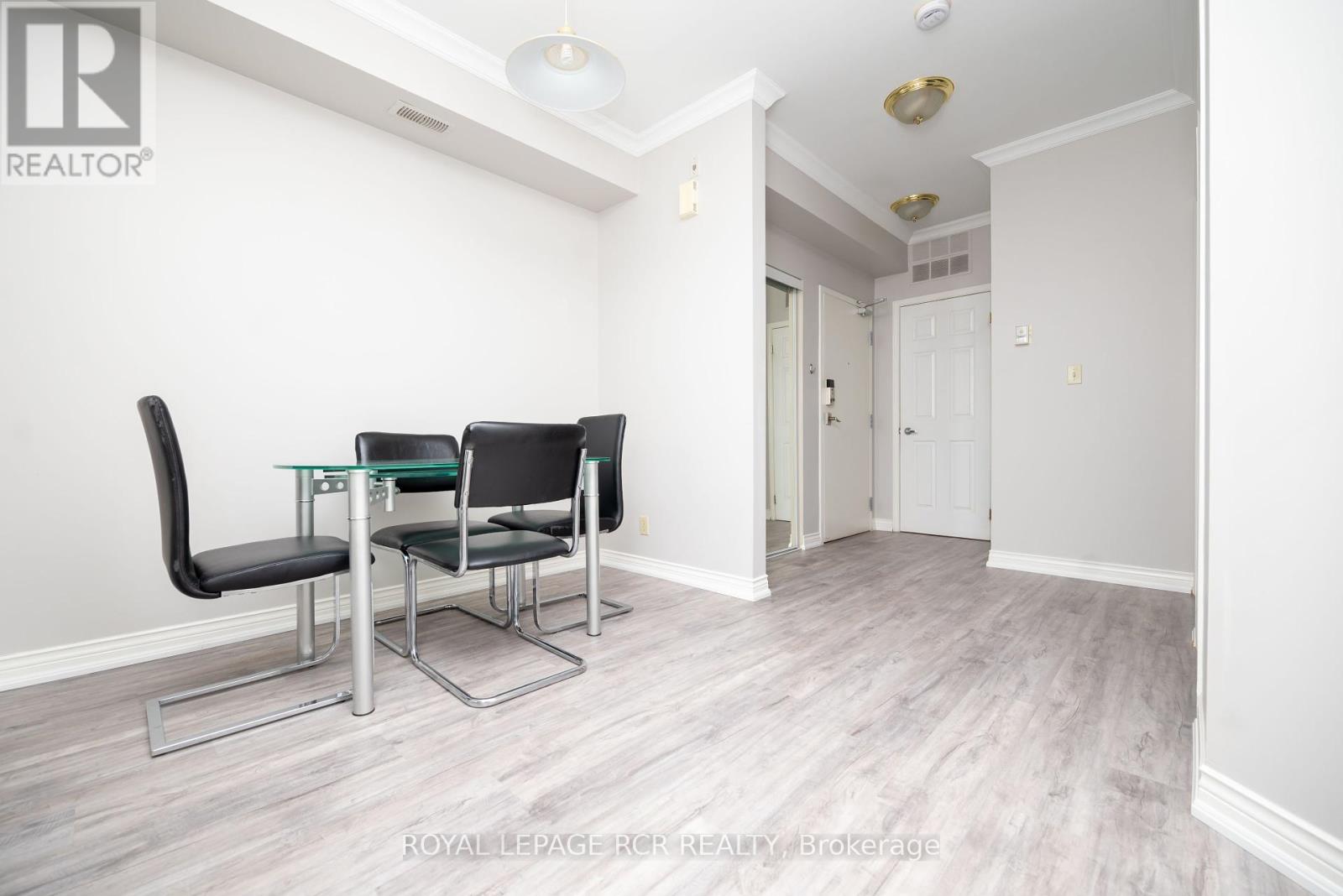 312 - 70 First Street, Orangeville, Ontario  L9W 2E5 - Photo 4 - W12434516