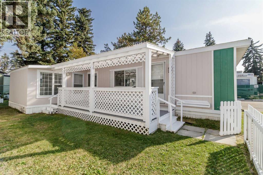 31, 4851 46 Street, Sylvan Lake, Alberta  T4S 1L8 - Photo 2 - A2257533