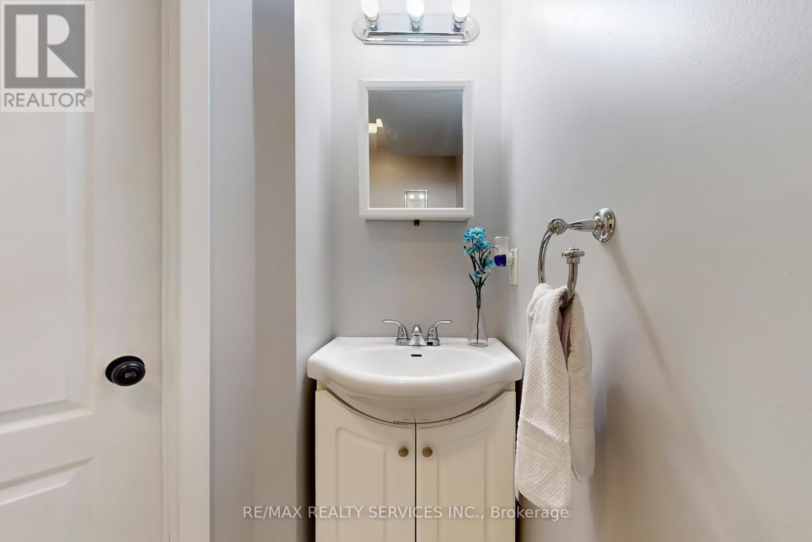 14 Bryant Court, Brampton, Ontario  L6X 2T1 - Photo 35 - W12434362