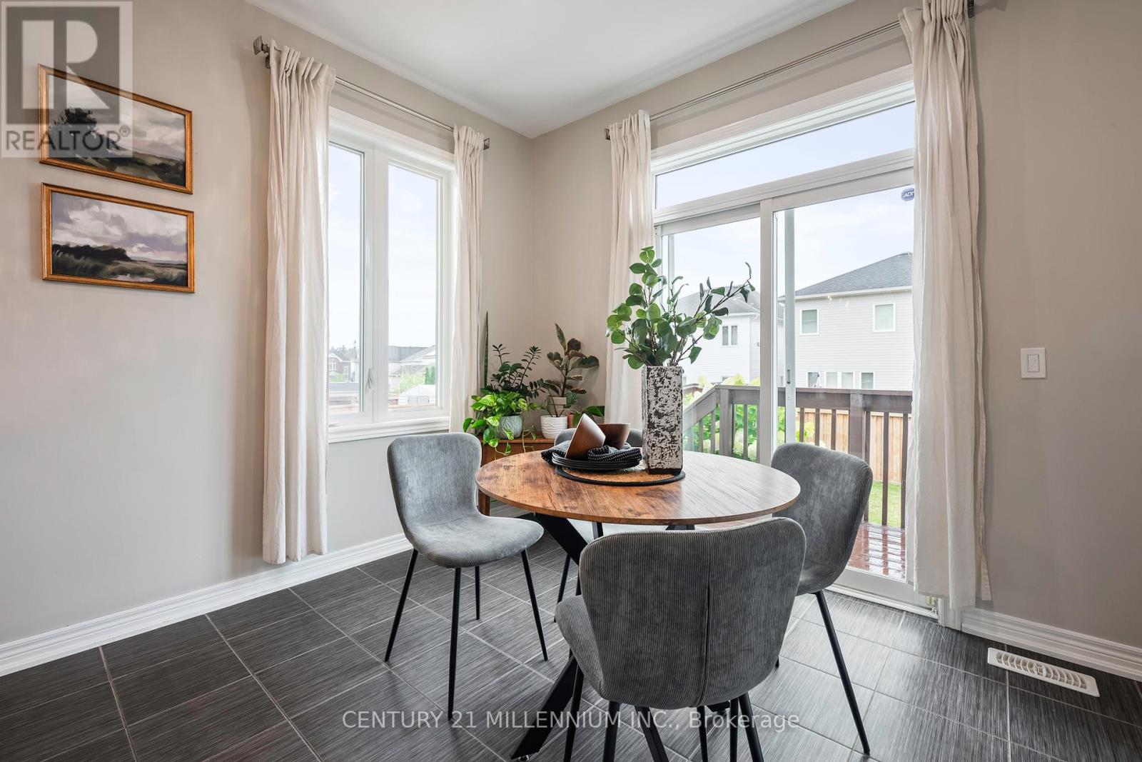 521 Brett Street, Shelburne, Ontario  L9V 3V5 - Photo 14 - X12434404