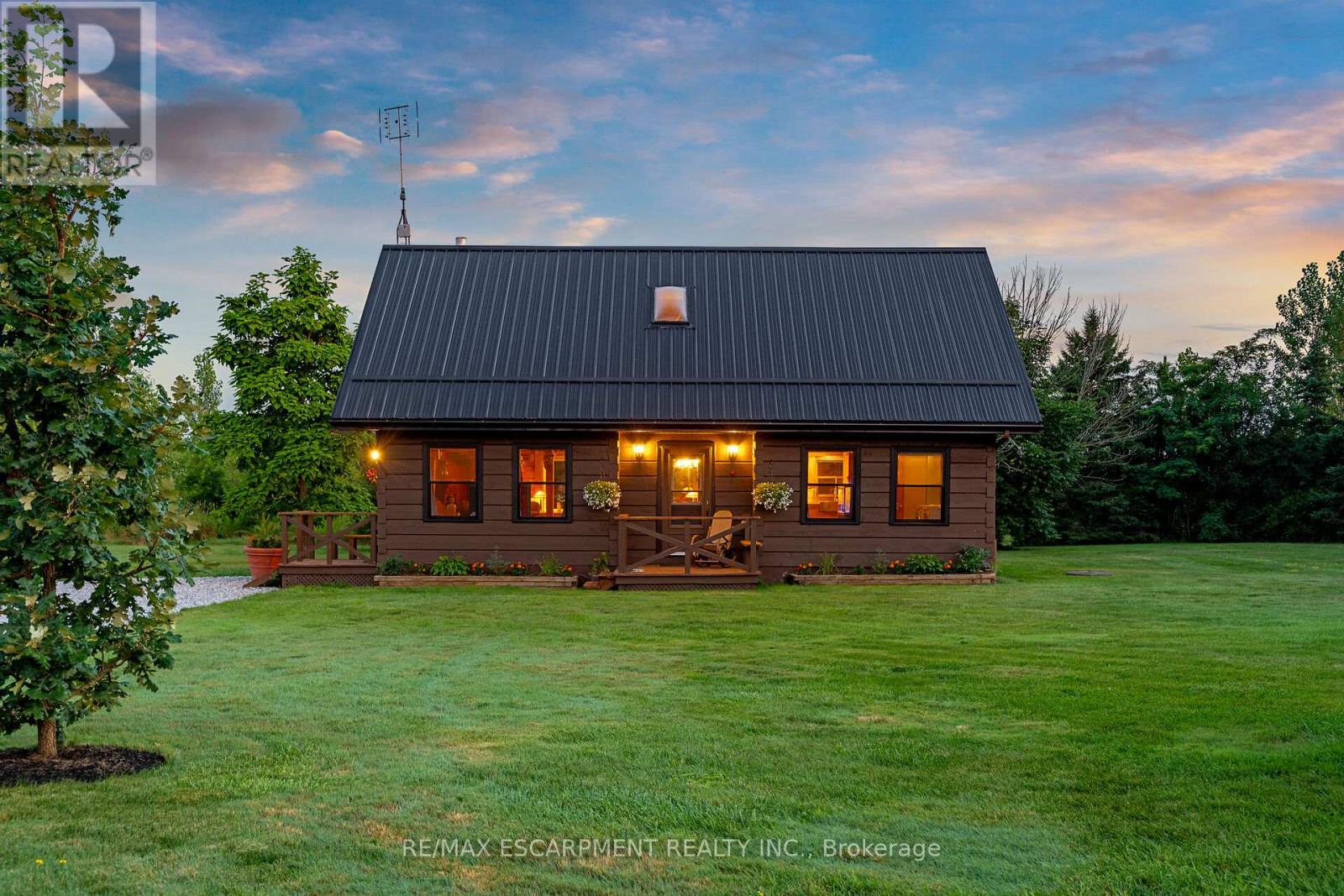 526 2nd Line, Haldimand, Ontario  N0A 1H0 - Photo 3 - X12434423
