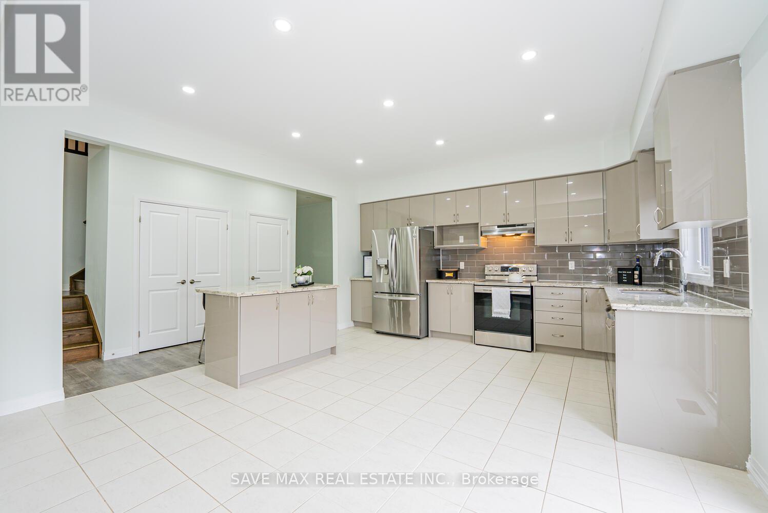 14 Doug Foulds Way, Brant, Ontario  N3L 0K2 - Photo 11 - X12434440