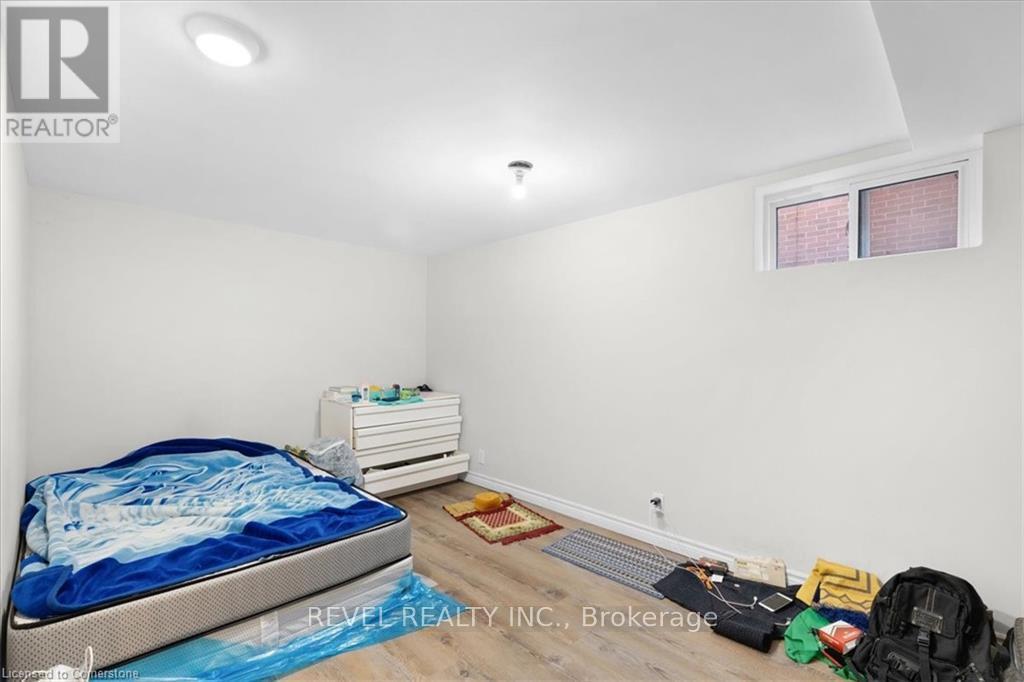 770 Barton Street E, Hamilton, Ontario  L8L 3B1 - Photo 10 - X12434452